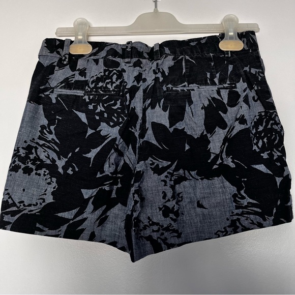 BNWOT GAP TAILORED BLUE SHORTS - Picture 5 of 9